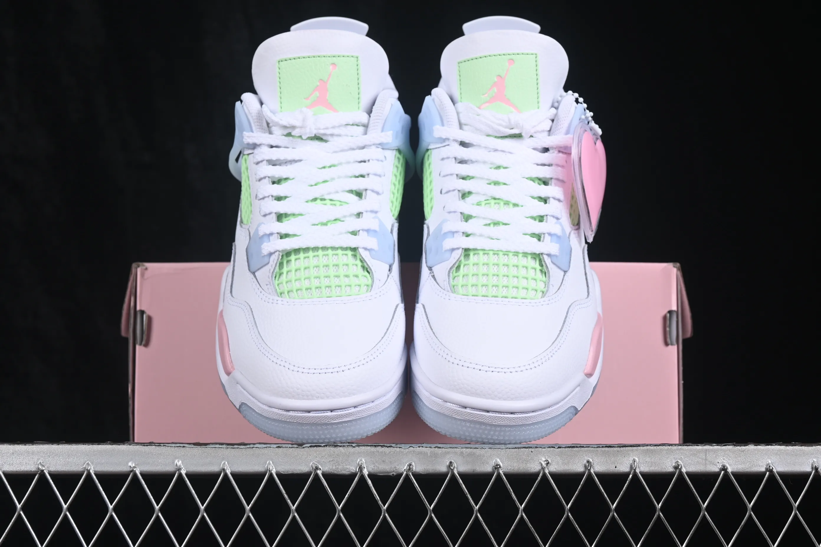 All categories Air Jordan Jordan series basketball shoes Air Jordan 4 Air Jordan 4 "Valentine’s Day" AJ4 Joe 4 Macaron IB7068-100